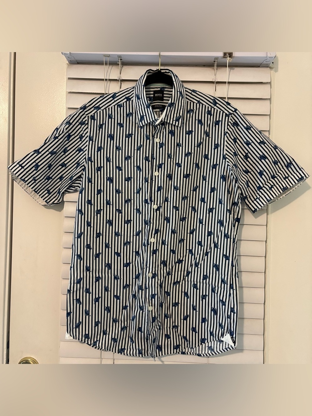 HUGO BOSS Men’s Small Cotton Linen Short Sleeve Button Down Shirt Blue White Fea